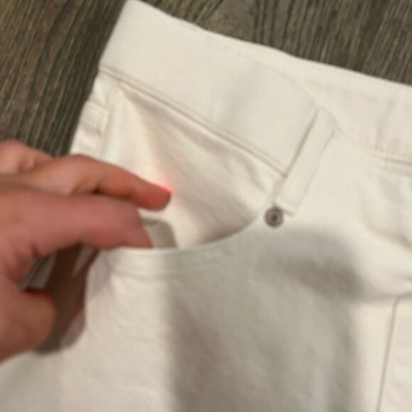 NWOT J.Jill Denim Straight Leg Jeans Mid Rise Fly Zip Button Beige Size 8 - Picture 4 of 10